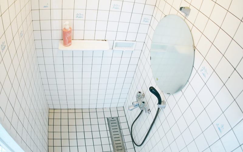 シャワールーム