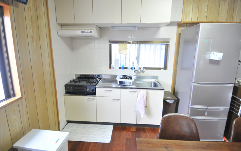 女子寮キッチン